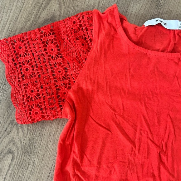 JustFab Lace Short Sleeve Tee - Picture 1 of 7